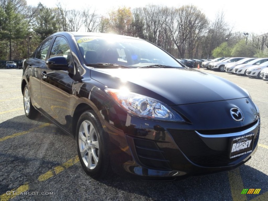 2010 MAZDA3 i Touring 4 Door - Black Mica / Black photo #3