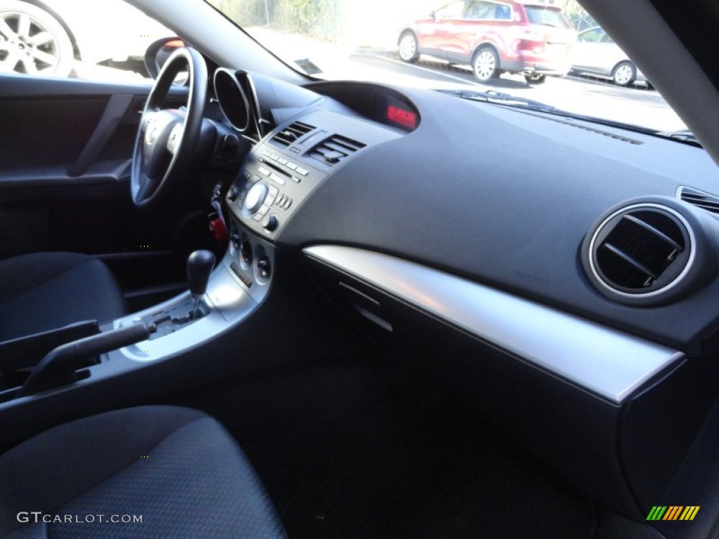 2010 MAZDA3 i Touring 4 Door - Black Mica / Black photo #10