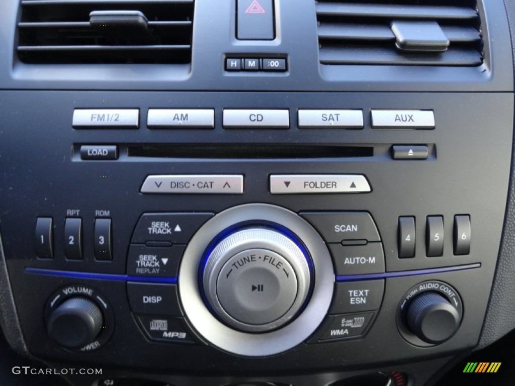 2010 MAZDA3 i Touring 4 Door - Black Mica / Black photo #25