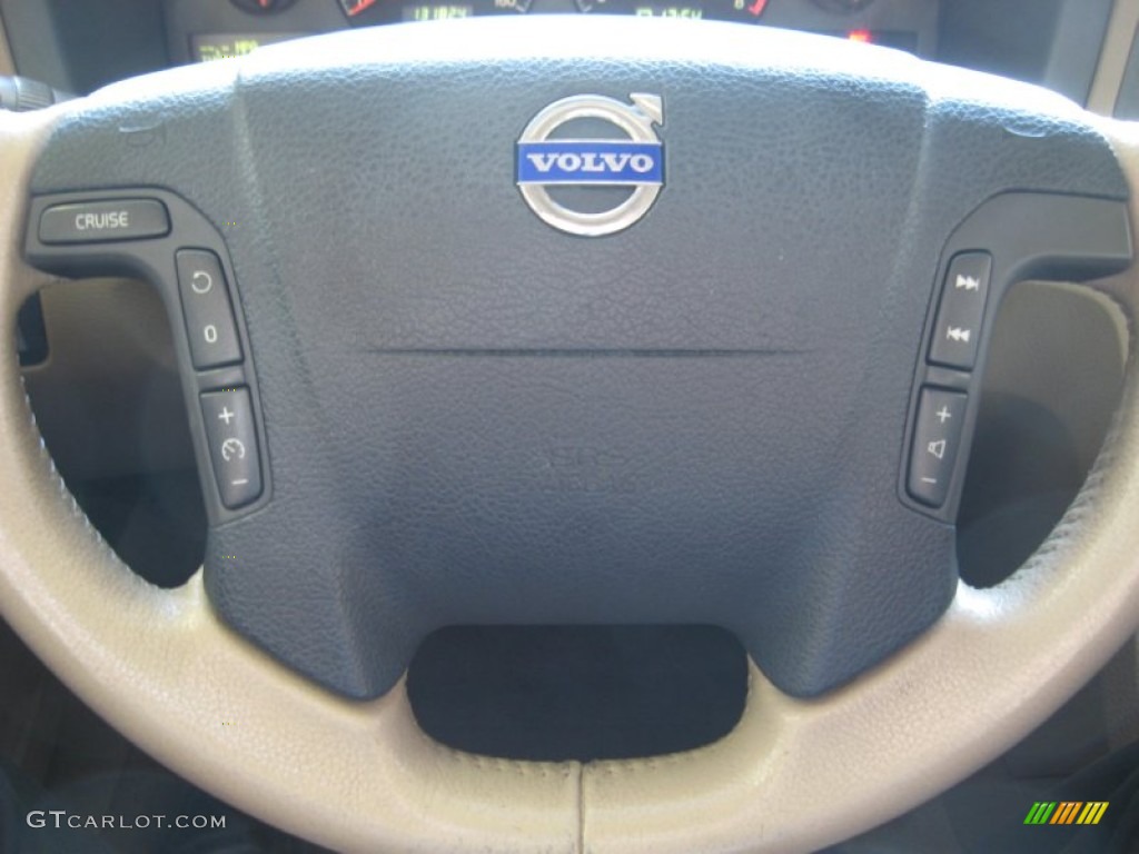 2003 XC70 AWD - Ruby Red Metallic / Beige/Light Sand photo #28