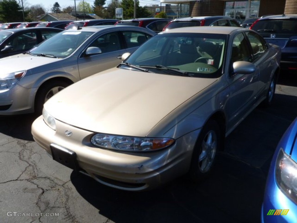 2000 Alero GL Sedan - Auburn Mist / Neutral photo #3