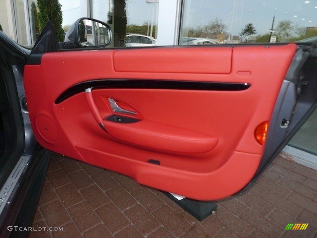2011 Maserati GranTurismo S Automatic Rosso Corallo Door Panel Photo #63547725