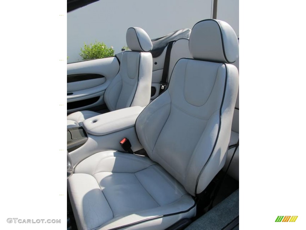 Light Grey Interior 2002 Aston Martin DB7 Vantage Volante Photo #63547845