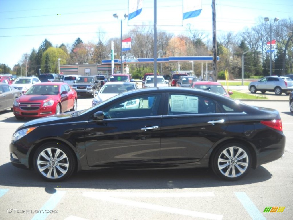 2011 Sonata SE 2.0T - Midnight Black / Black photo #6