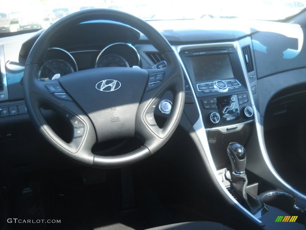 2011 Sonata SE 2.0T - Midnight Black / Black photo #12
