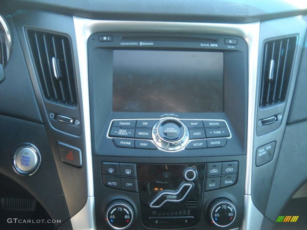 2011 Sonata SE 2.0T - Midnight Black / Black photo #17