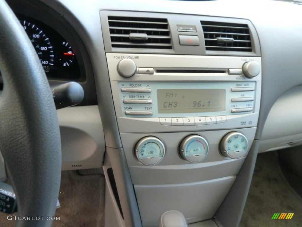 2009 Camry  - Super White / Ash photo #13