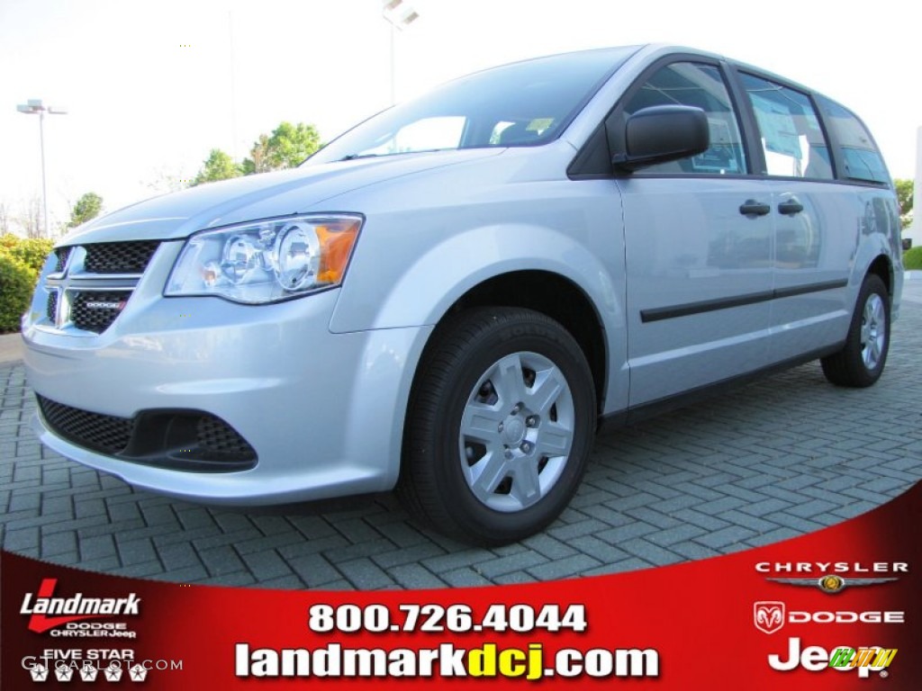 2012 Grand Caravan SE - Bright Silver Metallic / Black/Light Graystone photo #1
