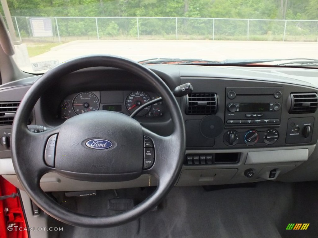 2007 Ford F350 Super Duty XL SuperCab Utility Truck Dashboard Photos