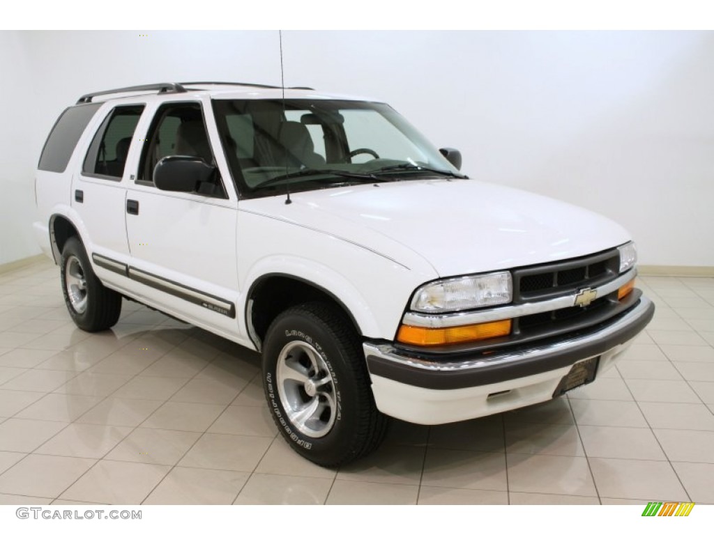 2000 Blazer LS - Summit White / Medium Gray photo #1