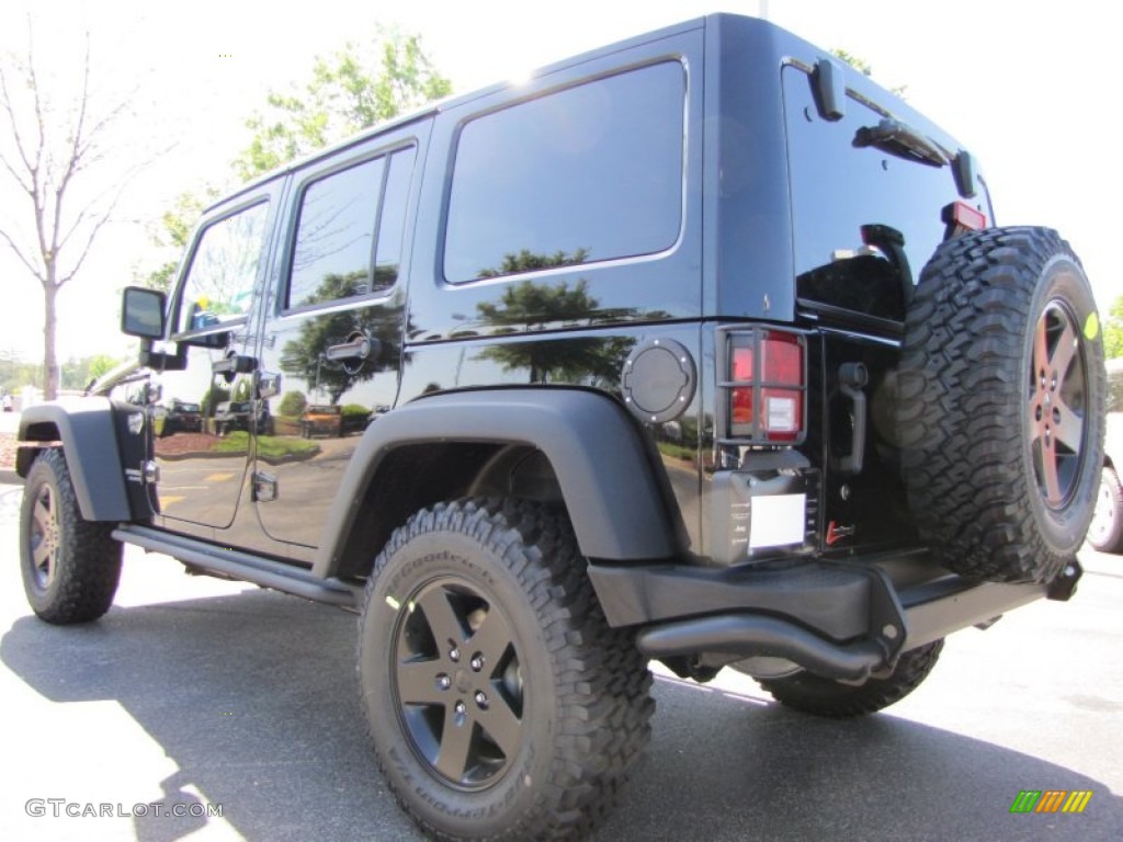 2012 Wrangler Unlimited Call of Duty: MW3 Edition 4x4 - Black / Call of Duty: Black Sedosa/Silver French-Accent photo #2