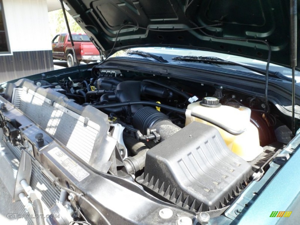 2008 Ford F250 Super Duty XL Crew Cab 4x4 6.8L SOHC 30V Triton V10 Engine Photo #63561068