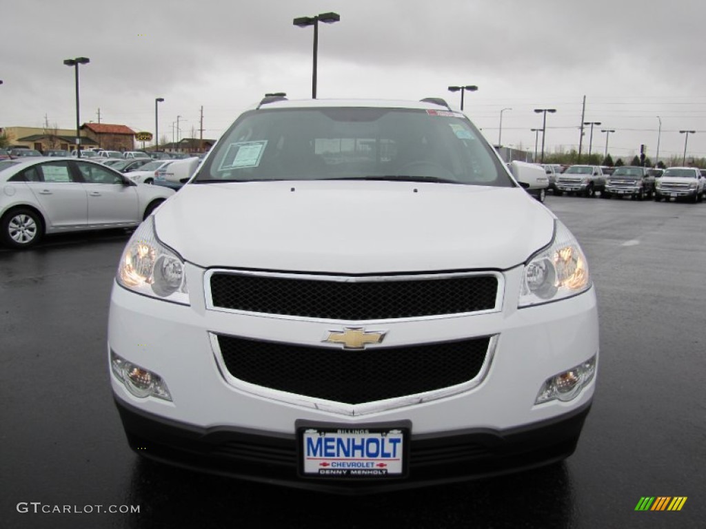 2009 Traverse LT AWD - Summit White / Ebony photo #2
