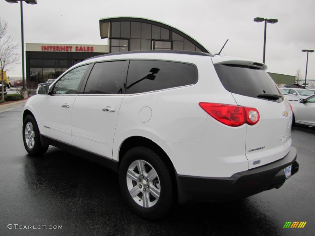 2009 Traverse LT AWD - Summit White / Ebony photo #5