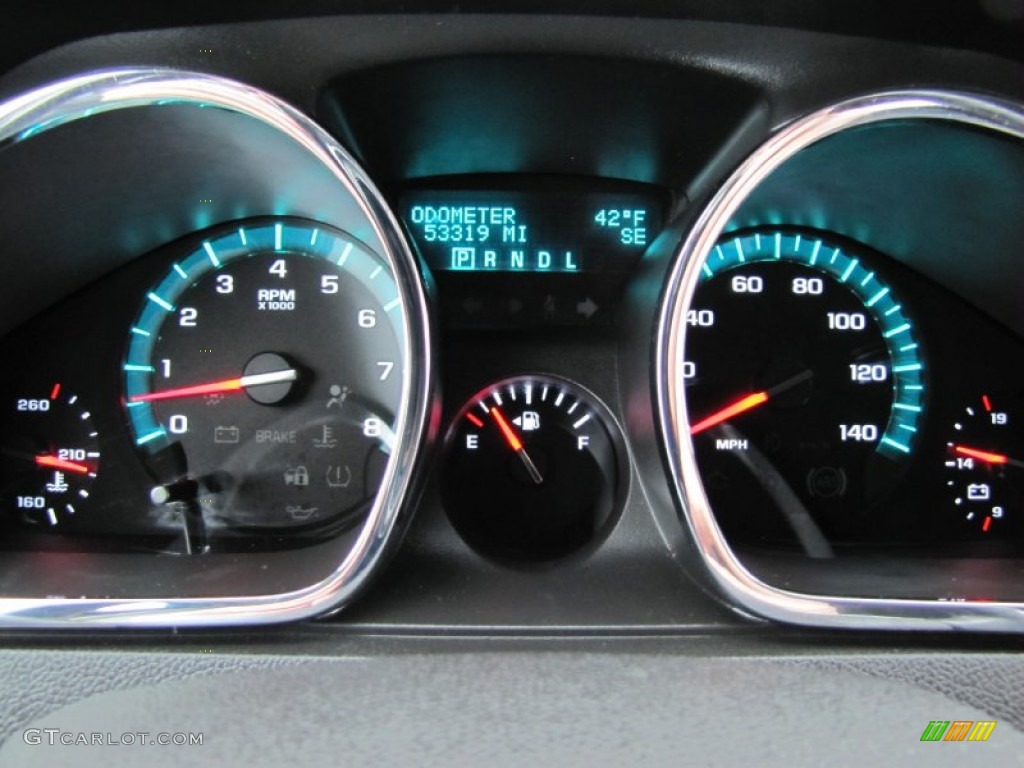 2009 Traverse LT AWD - Summit White / Ebony photo #10