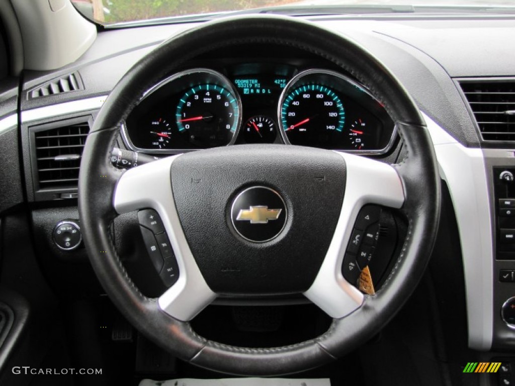 2009 Traverse LT AWD - Summit White / Ebony photo #11