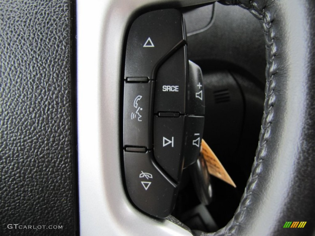 2009 Traverse LT AWD - Summit White / Ebony photo #13