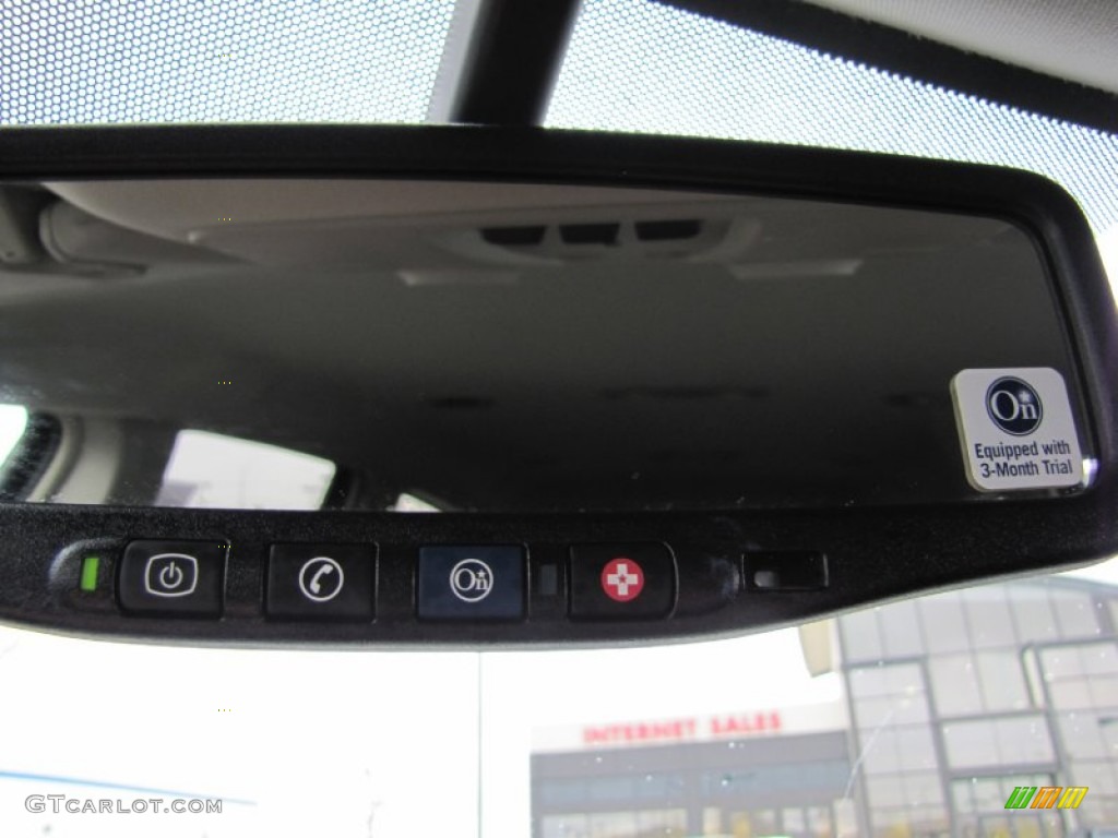 2009 Traverse LT AWD - Summit White / Ebony photo #19