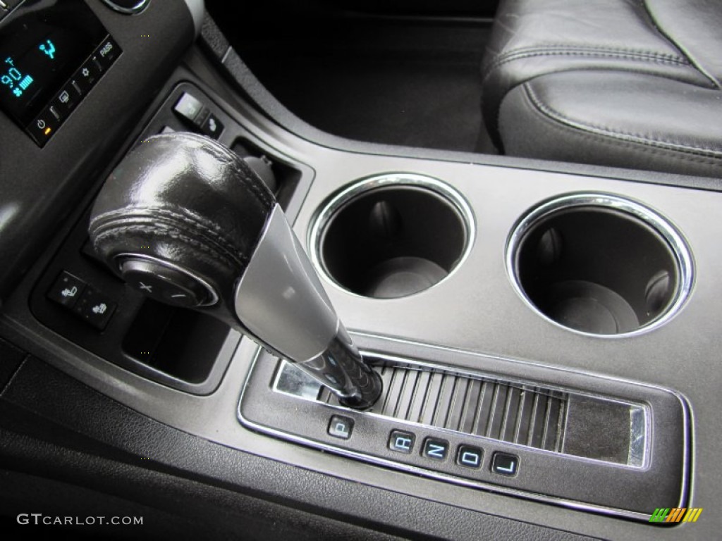 2009 Traverse LT AWD - Summit White / Ebony photo #25