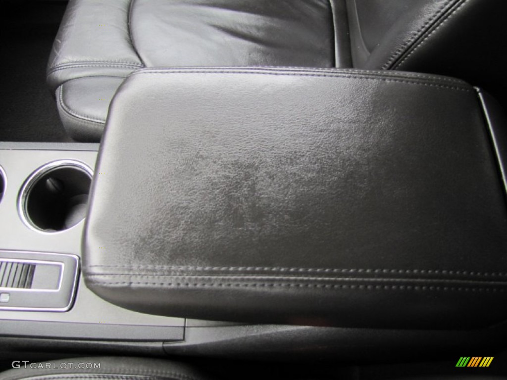 2009 Traverse LT AWD - Summit White / Ebony photo #26