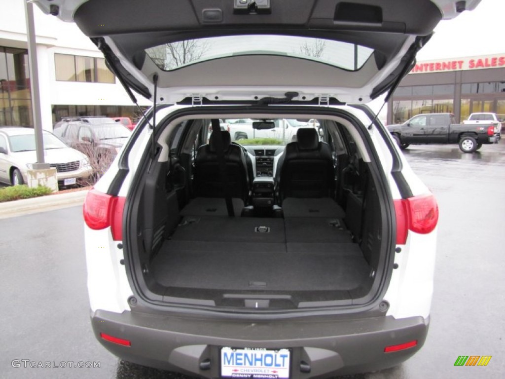 2009 Traverse LT AWD - Summit White / Ebony photo #37