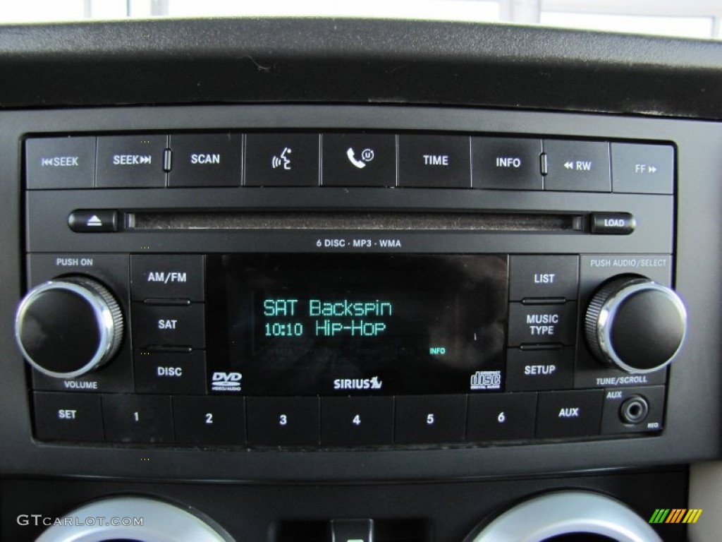 2008 Jeep Wrangler Unlimited Sahara 4x4 Audio System Photo #63563486