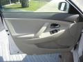 Super White - Camry LE Photo No. 14