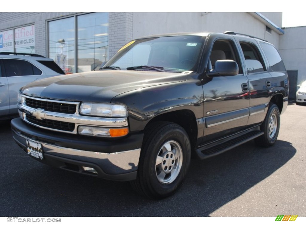 2003 Tahoe LS - Dark Gray Metallic / Gray/Dark Charcoal photo #1