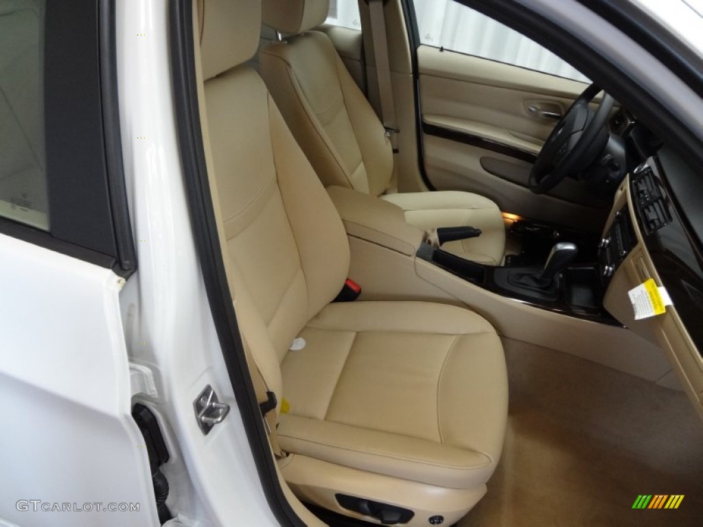 2011 3 Series 328i xDrive Sedan - Alpine White / Beige photo #10