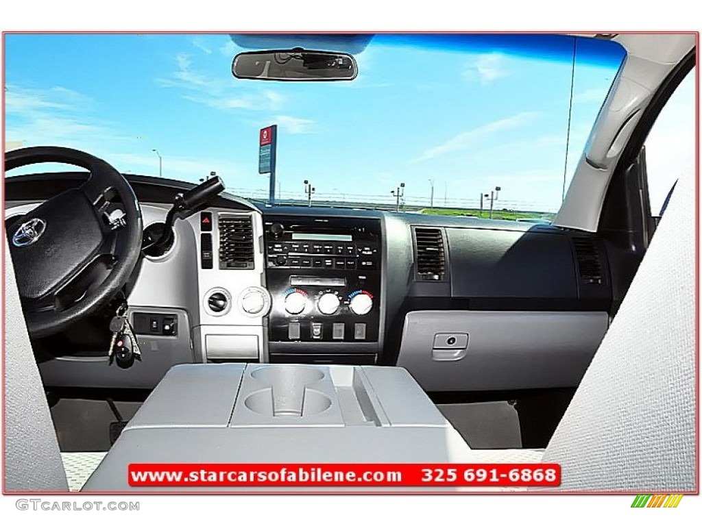 2008 Tundra CrewMax 4x4 - Silver Sky Metallic / Graphite Gray photo #26