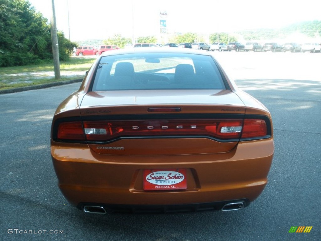 2011 Charger SE - Toxic Orange Pearl / Black photo #8
