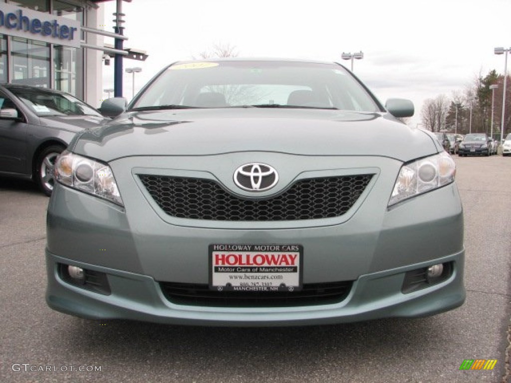 2007 Camry SE V6 - Aloe Green Metallic / Dark Charcoal photo #2
