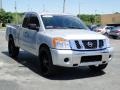 2009 Radiant Silver Nissan Titan SE King Cab  photo #3