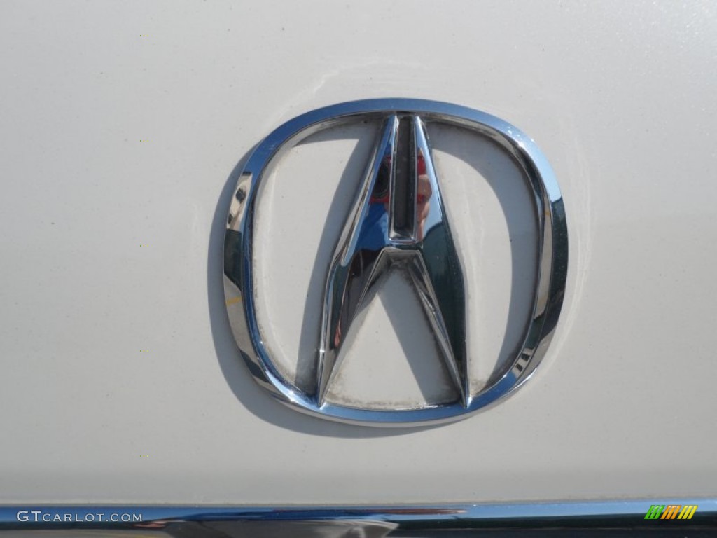 1999 Acura RL 3.5 Sedan Marks and Logos Photos