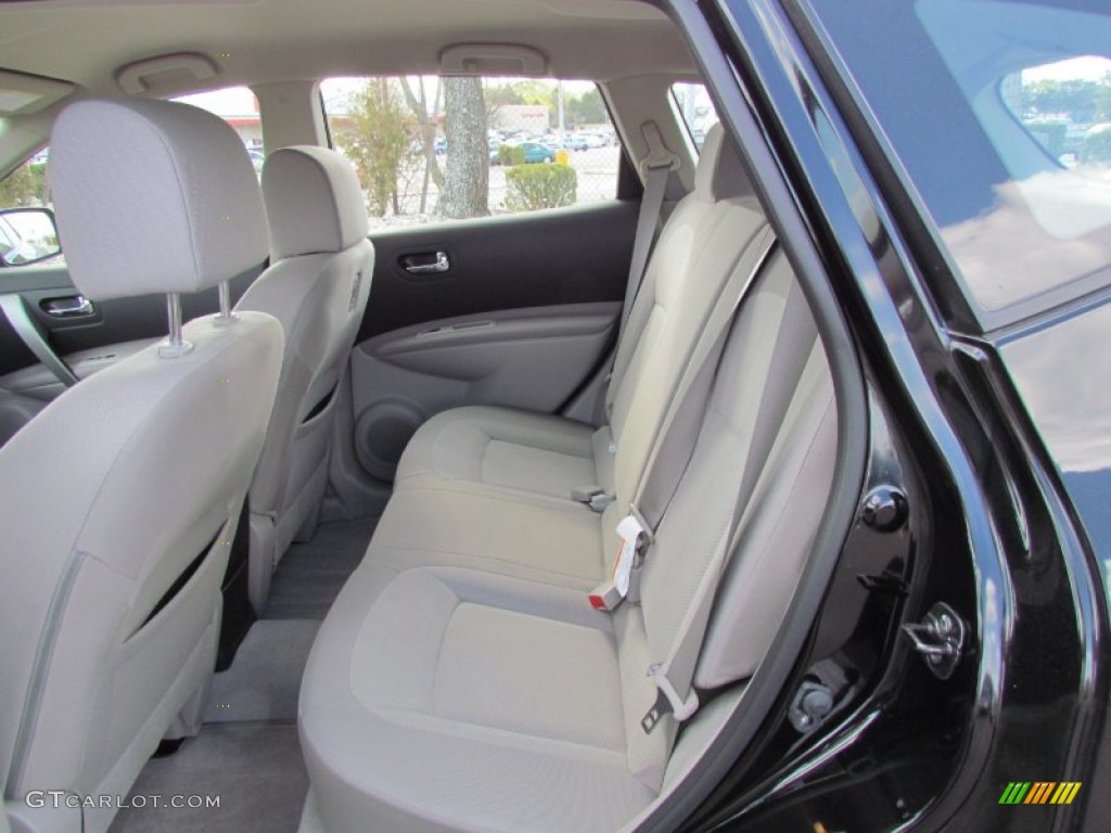 2011 Rogue S AWD - Wicked Black / Gray photo #7