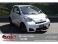 Classic Silver Metallic - iQ  Photo No. 1