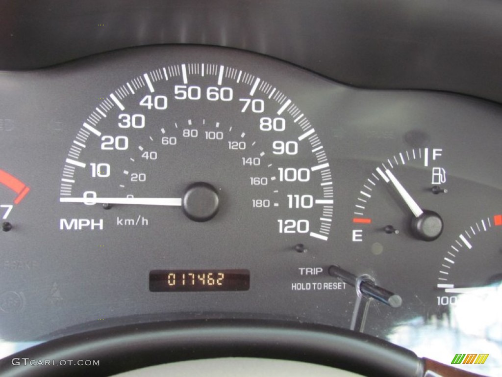 2002 Malibu LS Sedan - Forest Green Metallic / Gray photo #15