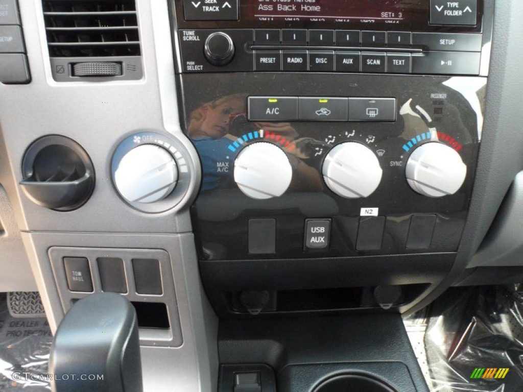 2012 Tundra SR5 TRD CrewMax - Magnetic Gray Metallic / Graphite photo #29