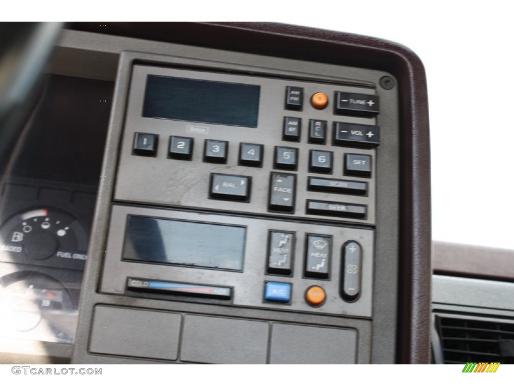 1989 Chevrolet C/K K1500 Regular Cab 4x4 Controls Photos