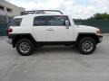 Iceberg White - FJ Cruiser 4WD Photo No. 2