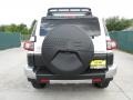 Iceberg White - FJ Cruiser 4WD Photo No. 4