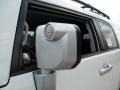 Iceberg White - FJ Cruiser 4WD Photo No. 12