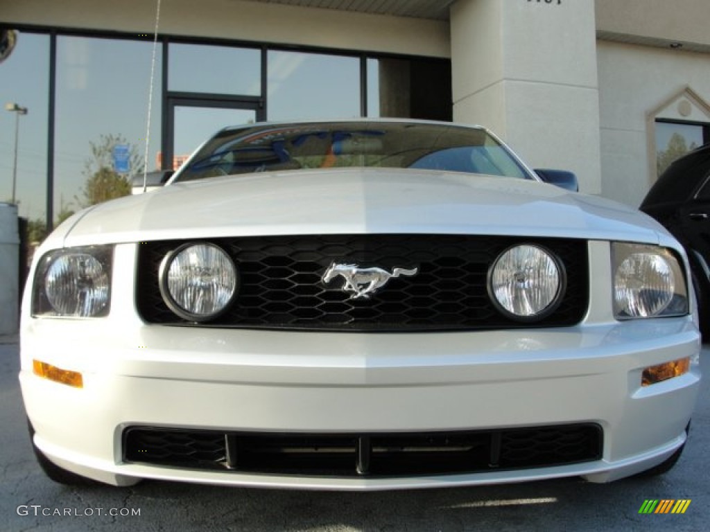 2005 Mustang GT Premium Coupe - Satin Silver Metallic / Dark Charcoal photo #4