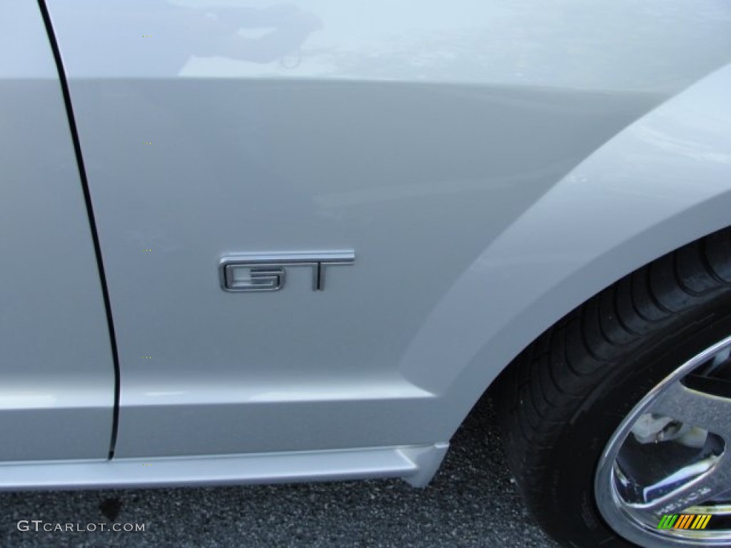 2005 Mustang GT Premium Coupe - Satin Silver Metallic / Dark Charcoal photo #10