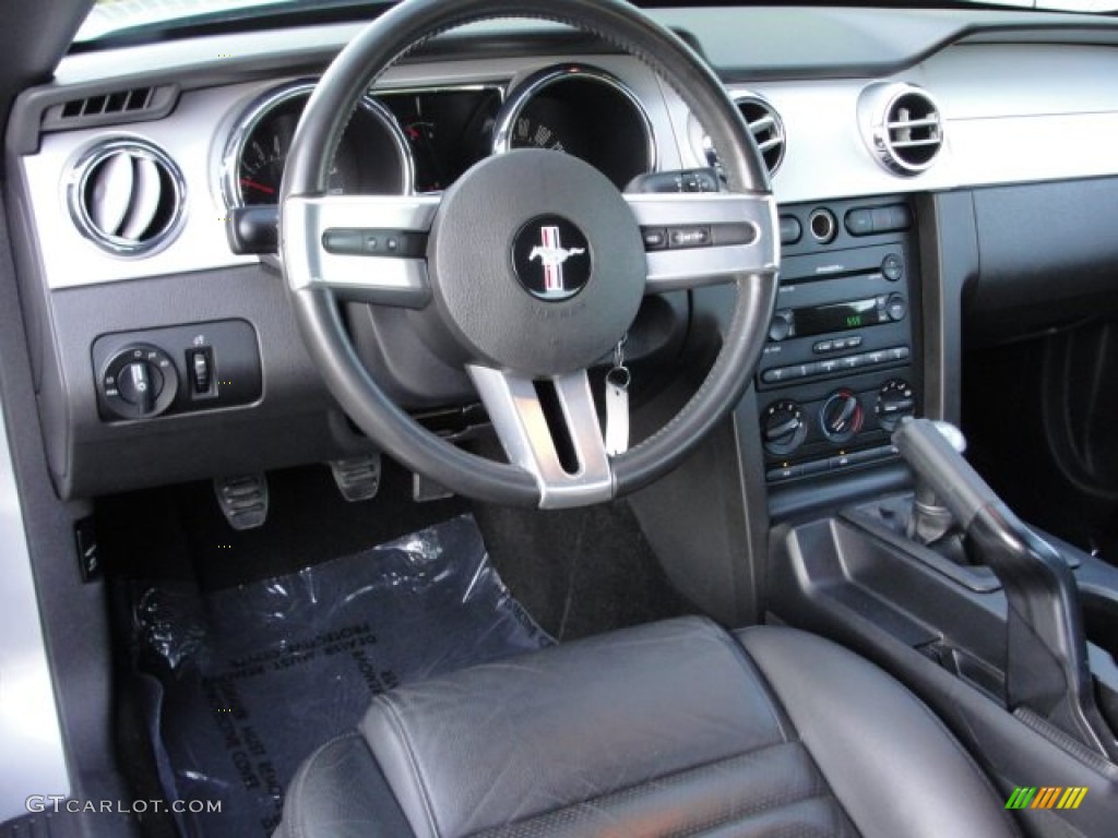 2005 Mustang GT Premium Coupe - Satin Silver Metallic / Dark Charcoal photo #12