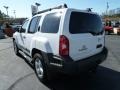 Avalanche White - Xterra SE 4x4 Photo No. 5