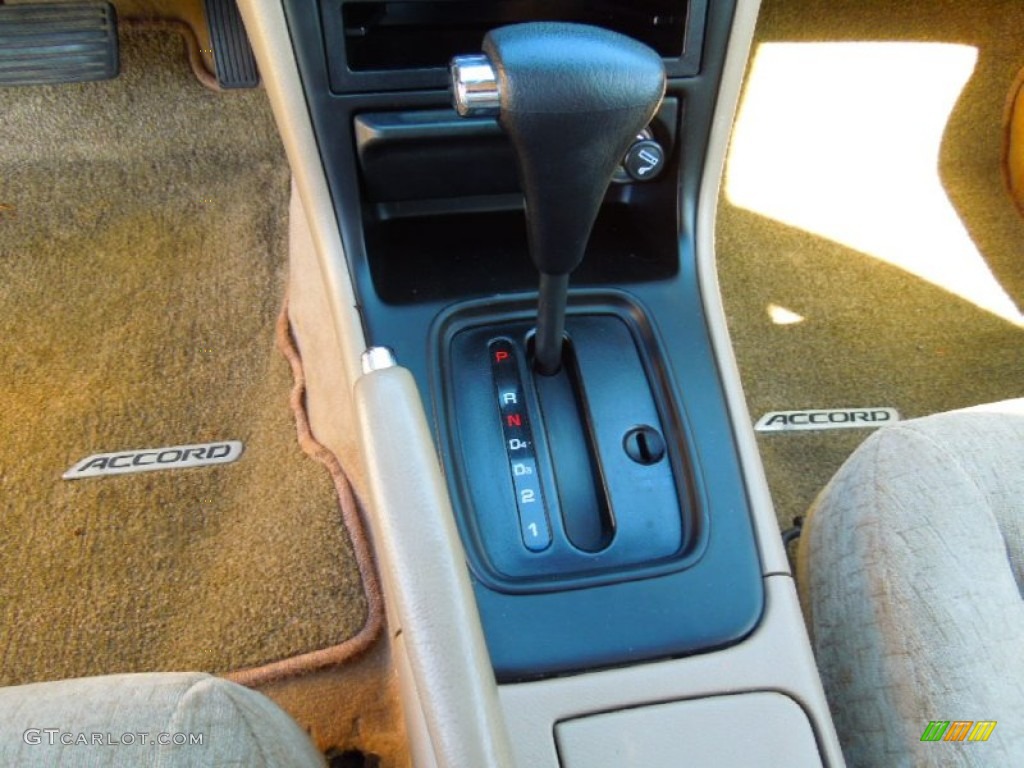 1997 Honda Accord EX Sedan 4 Speed Automatic Transmission Photo #63593923