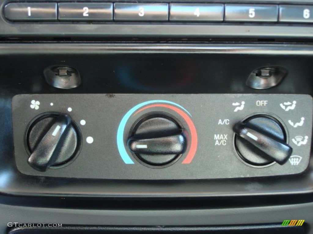 2007 Ford Ranger XL Regular Cab Controls Photo #63597361