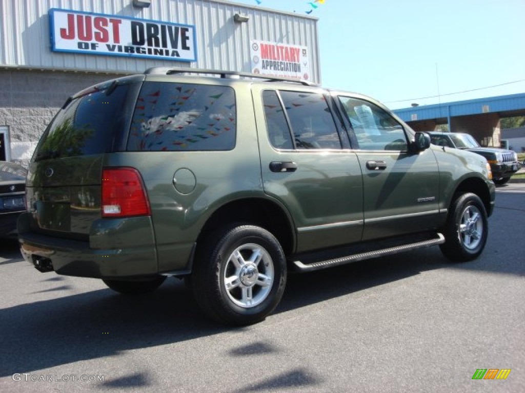 2004 Explorer XLT 4x4 - Estate Green Metallic / Medium Parchment photo #5