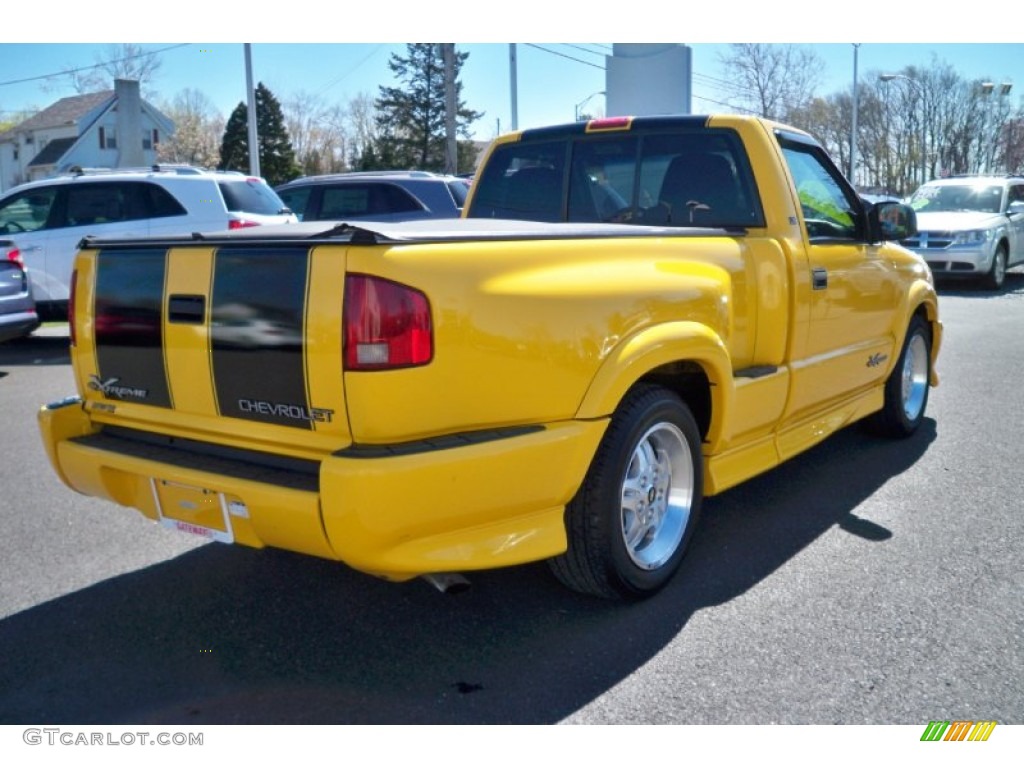 2003 S10 Xtreme Regular Cab - Yellow / Graphite photo #6